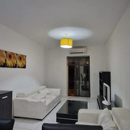 דירה Residencial Flat Swieqi Is-Swieqi